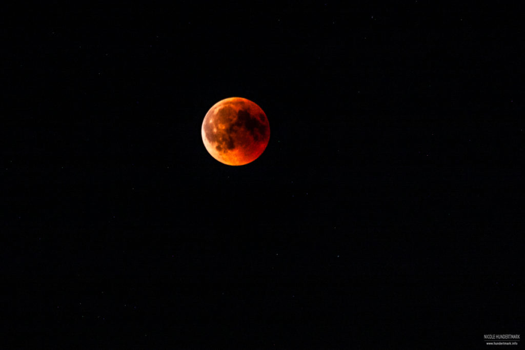 Mondfinsternis - Blutmond über Köln